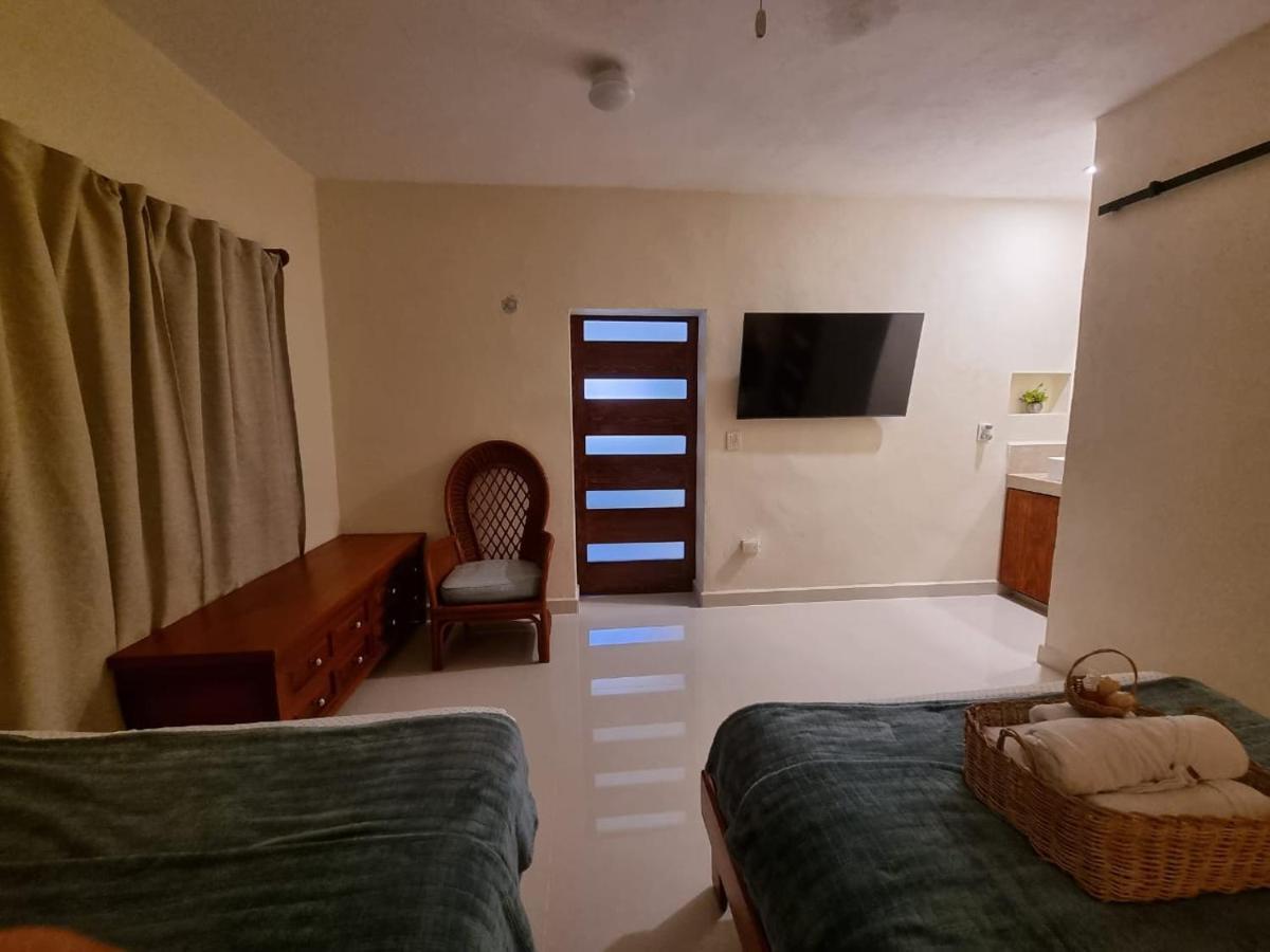 Villas Bliss 18 女人岛 外观 照片